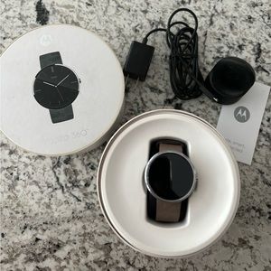 Moto 360 Watch